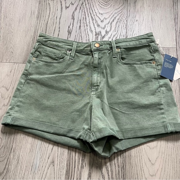 Universal Threads Green High Rise Midi Women's Shorts Size 14 - Picture 1 of 6
